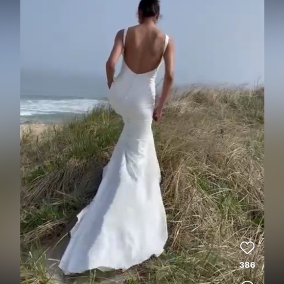 Jenny Yoo Samantha Wedding Gown Sz. 10 open back Crepe button train $2,500 - Picture 11 of 16